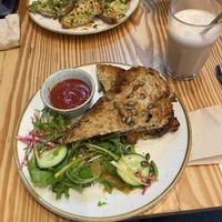 Vegan toastt  at Hinterland in Brussels