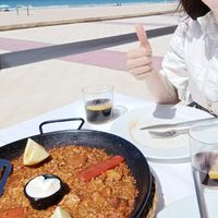 Paella with chorizo and chicken, all vegan ❤️‍🔥🥘 at Xaloc Lounge in Alicante