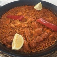 Paella de “pollo y chorizo"  at Xaloc Lounge in Alicante