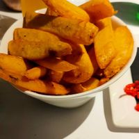 Rustic chips at Zinc in Port Douglas