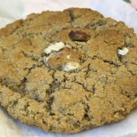 Pistachio cookie   at WAVE in East London