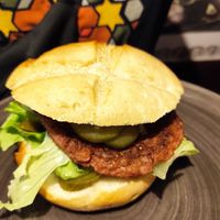 Hamburguesa vegana al gusto (se pueden seleccionar varios ingredientes) at O'Dowells in Santa Cruz De Bezana