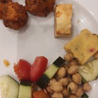 Plato combinado at Jardim das Cerejas - Chiado in Lisbon