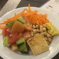 Salad at lunch the 2nd time I went  at Jardim das Cerejas - Chiado in Lisbon