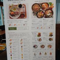  at Rakuen Cafe in Naha