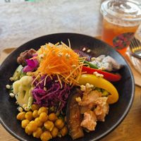 vegetable salad rice bowl at Rakuen Cafe in Naha