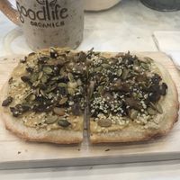 Hummus Veggie Flatbread: so warm and crispy. Had it for breakfast (maybe a weird choice) but didn’t regret it. Amazing! at Good Life Organics in Shillington