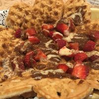 Gaufre fraises  at Make My Lemonade in Paris