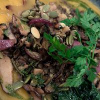 Lentils & Mushroom main (shiitake mushrooms, butternut squash cream, kale, red onions, chervil, pumpkin seeds, parsley pesto and grounded flax seeds at Le Potager de Charlotte - Rennequin in Paris