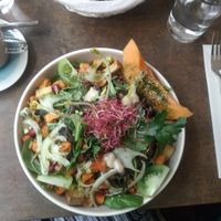 Seasonal salad at Le Potager de Charlotte - Rennequin in Paris