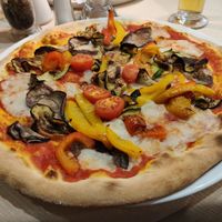Vegan Pizza Ortolana at Il Caminetto Terra Mia in Linz