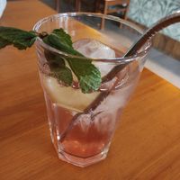 Hausgemachte Johannisbeer-Limonade at Café Bubu in Leipzig