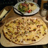 Vegan Flammküche and cheese Spätzle at Brauhaus Sacher in Leonberg