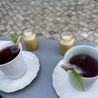 Tropical fruit tea & homemade ginger and apple shot at Manjerica in Lisbon