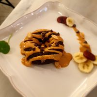 Donut banana bread with peanut butter at Manjerica in Lisbon