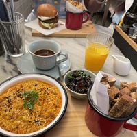 Tofu scramble with a side of sautéed mushrooms and the Portugal burger with sweet potato crisps  at Manjerica in Lisbon
