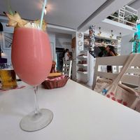 Sumo de goiaba at Lo De Monik in Havana