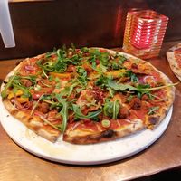 Vegan pizzaaa at Eetwinkel Buurman en Buurman - Rodeweg in Groningen