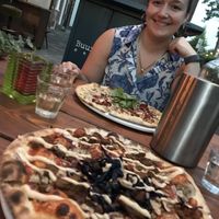 Heerlijke vegan pizza!!! at Eetwinkel Buurman en Buurman - Rodeweg in Groningen