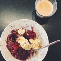 Açaí bowl!💕🌄🌷 at Pom & Flora in Stockholm