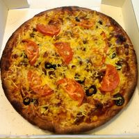 257 Vegan Deep Dish Pizza at Stenovn Delicato Pizza & Sharwarma in Odense