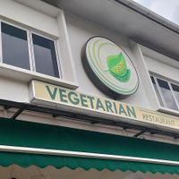  at Leaf Corner 慈素 - Sembawang in North Singapore