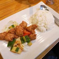 Sweet & sour chicken rice at Leaf Corner 慈素 - Sembawang in North Singapore