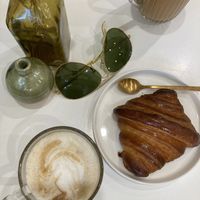   at Instant V in Aix-en Provence