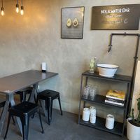 Liebevolle Einrichtung at Nola Kitchen in Porto