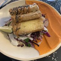 Bowl con crispy tofu  at Nola Kitchen in Porto