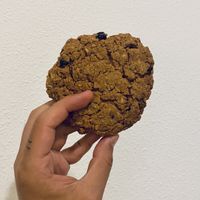 Cookie de avena y arándanos  at Velvet Bakery in Vitoria Gasteiz