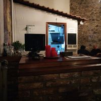 The kitchen at Peter kai Milia in Istiaia