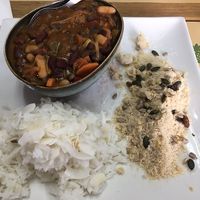 Vegan feijoada with rice and tapioca at Mercado Bio in Pico