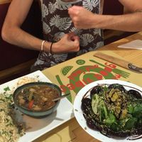 Vegan stew, fabulous salad and excited lunchdate;) at Mercado Bio in Pico