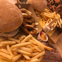 Burger, fries and onion rings at Vegger in Brussels