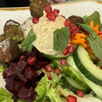 bowl  at Dean & David - Centralbahnplatz in Basel