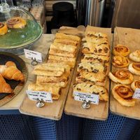 So delicious! I had the cinnamon roll and a chocolate cookie both yum!!! at Vegabond - West in Amsterdam