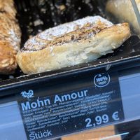 vegan poppy sees roll #Veganuary at Vitalia Reformhaus - Klettpassage in Stuttgart