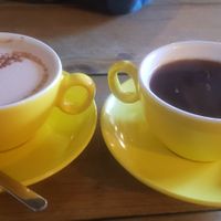 Chai latte and Americano at Starling in Harrogate