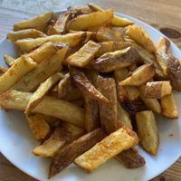 Pommes at Vöner der Vegetarische Döner in Berlin