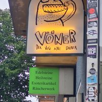 Outside at Vöner der Vegetarische Döner in Berlin