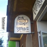 the logo outside at Vöner der Vegetarische Döner in Berlin