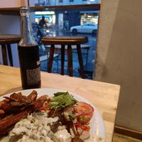 Vöner teller and a cola at Vöner der Vegetarische Döner in Berlin