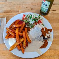 Vöner Teller and soda at Vöner der Vegetarische Döner at Vöner der Vegetarische Döner in Berlin