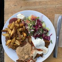 Don’t forget to add peanut sauce at Vöner der Vegetarische Döner in Berlin