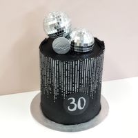 Disco cake at Magpies  in Bruges