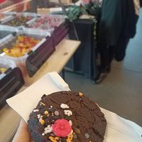 Chocolate cookie at Catberry in Ghent