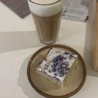 Latte with lemon cake  at Catberry in Ghent
