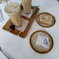 Lemon poppy and carrot cake at Catberry in Ghent