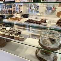 Counter full vegan sweets 🧁 🌱   at Catberry in Ghent